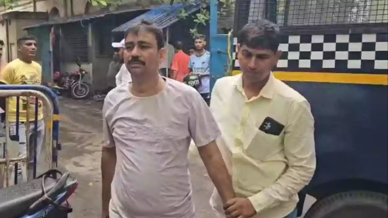 Man arrested for embezzling crores from promoters using political intimidation in Ekbalpur