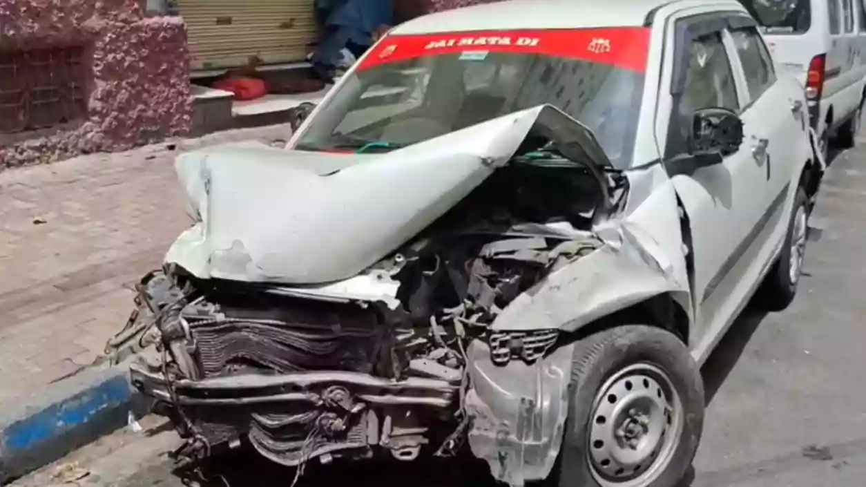 Kolkata biker killed as speeding app cab rams into two-wheeler at Tea Board crossing