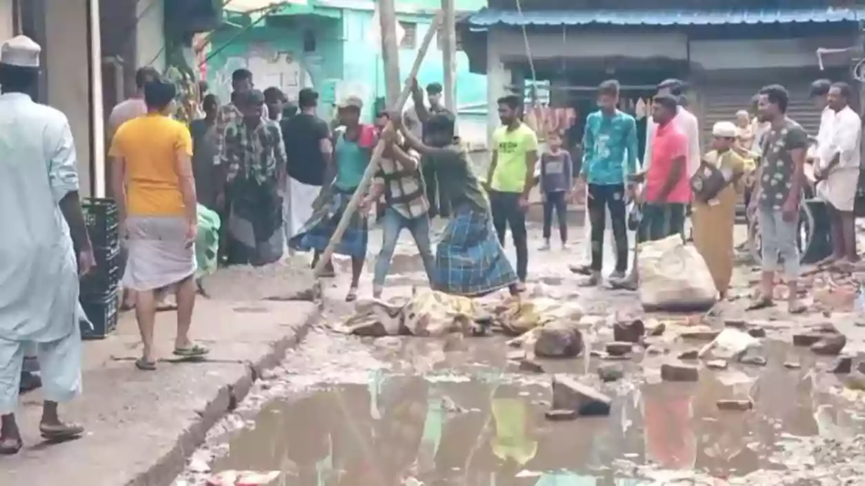 Howrah residents block road over five-year neglect; Panchayat assures prompt repairs