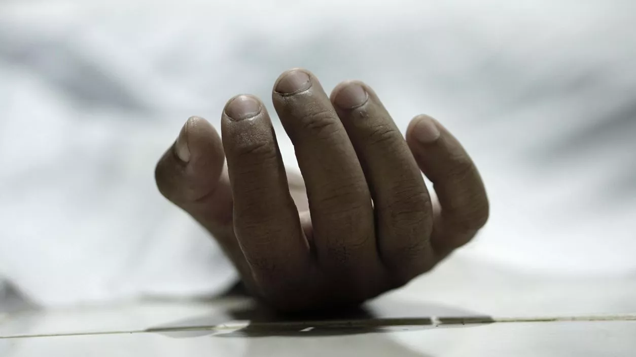 Mutilated body of 14-year-old found in South 24 Pgs field after missing overnight