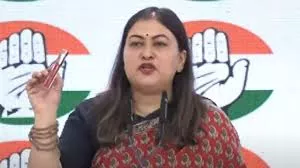 घर-घर सिंदूर बांटने की मुहिम ‘घटिया’ राजनीति : कांग्रेस