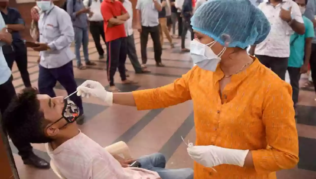 Delhi High Court raises alarm over rising Covid cases, demands testing policy update in 6 weeks
