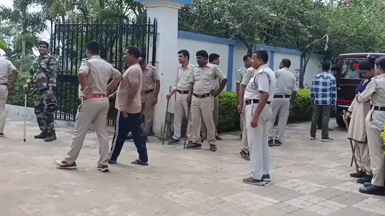 Husband found dead after wife marries her lover in Burdwan