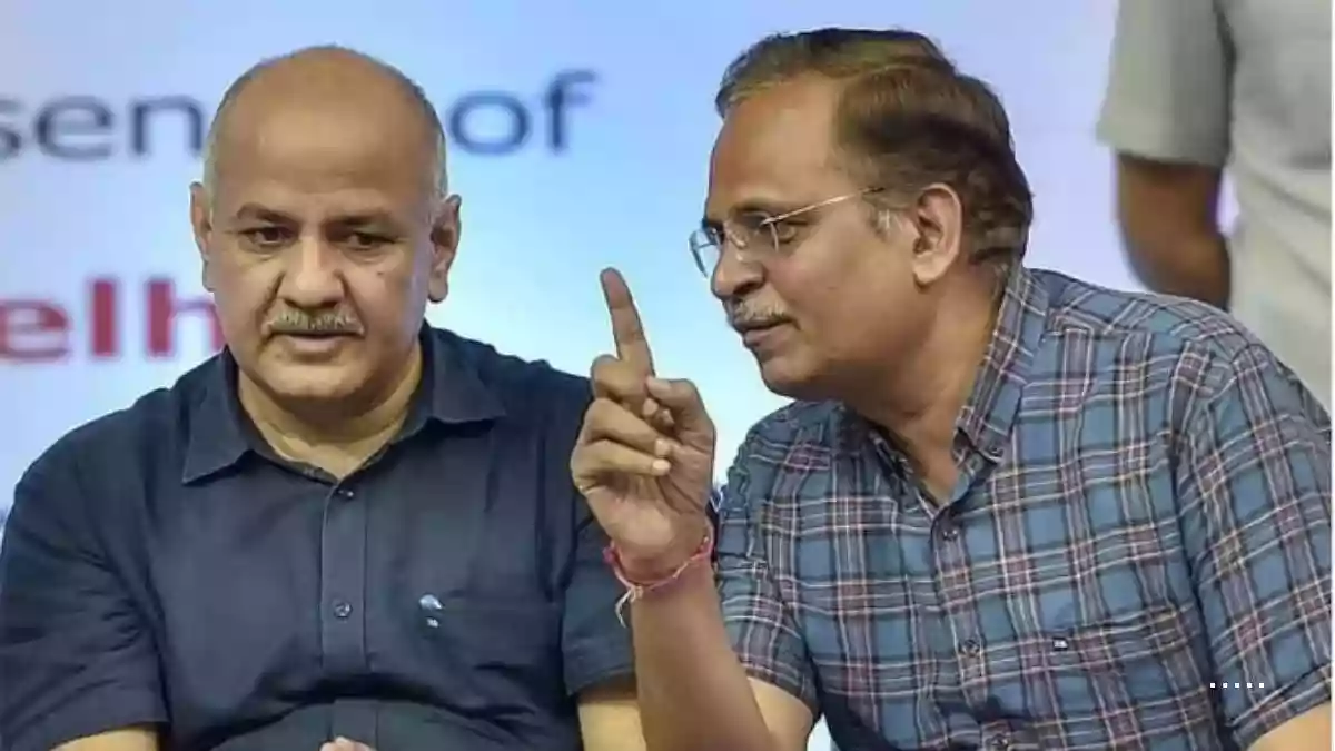 ACB summons AAP leaders Sisodia and Jain in 2000 crore clasroom scam case