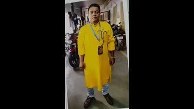 Kolkata police constable's body found hanging from Bodyguard lines, suicide note recovered