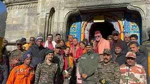 थल सेनाध्यक्ष उपेंद्र द्विवेदी ने किए बाबा केदार के दर्शन