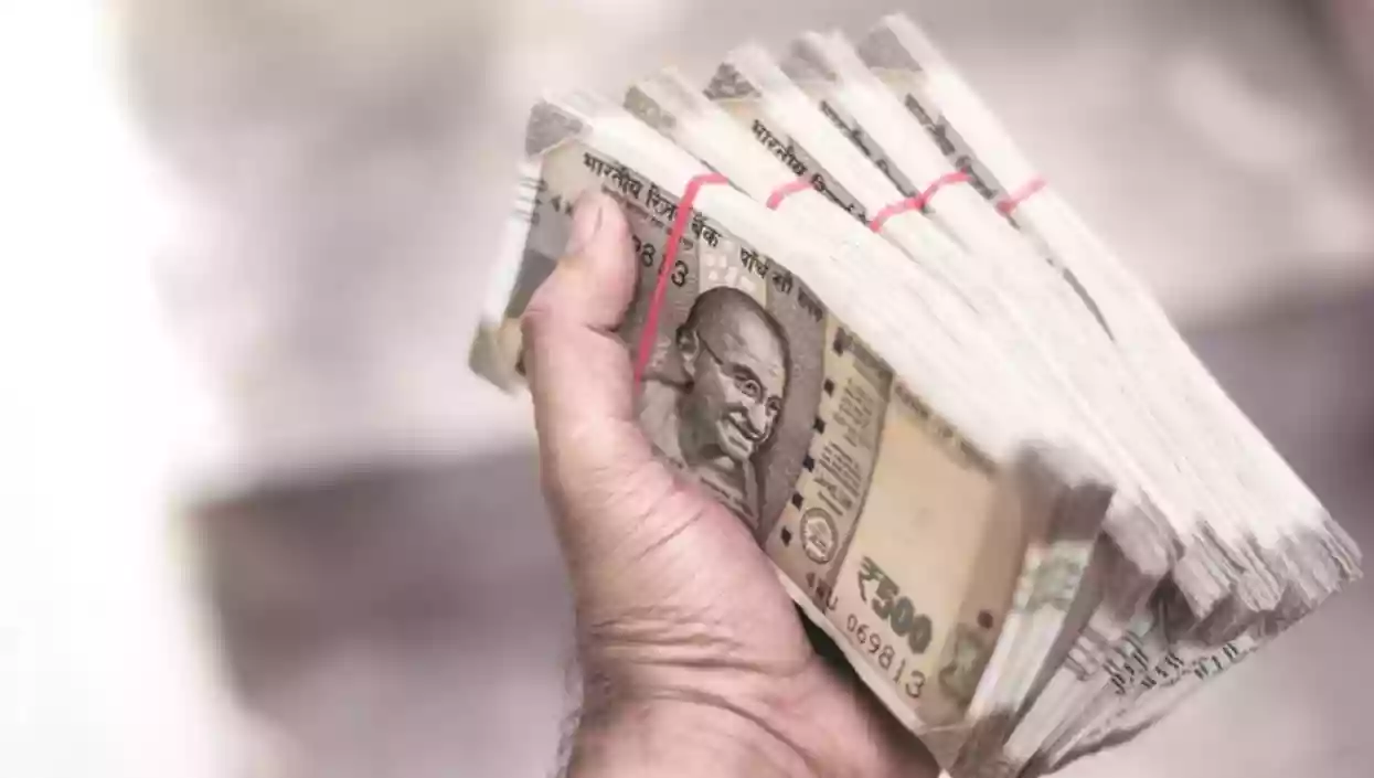 IAS officer arrested in Odisha for accepting  ₹10 lakh bribe; ₹47 lakh more seized from residence