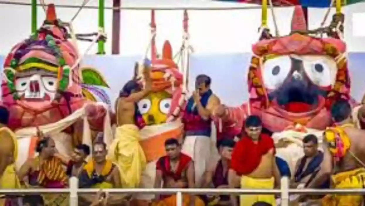 Devotees witness Lord Jagannath’s sacred bathing in Puri amidst tight security and AI surveillance