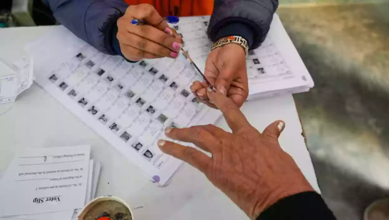 Centre plans 33% women’s reservation before 2029 polls: Sources