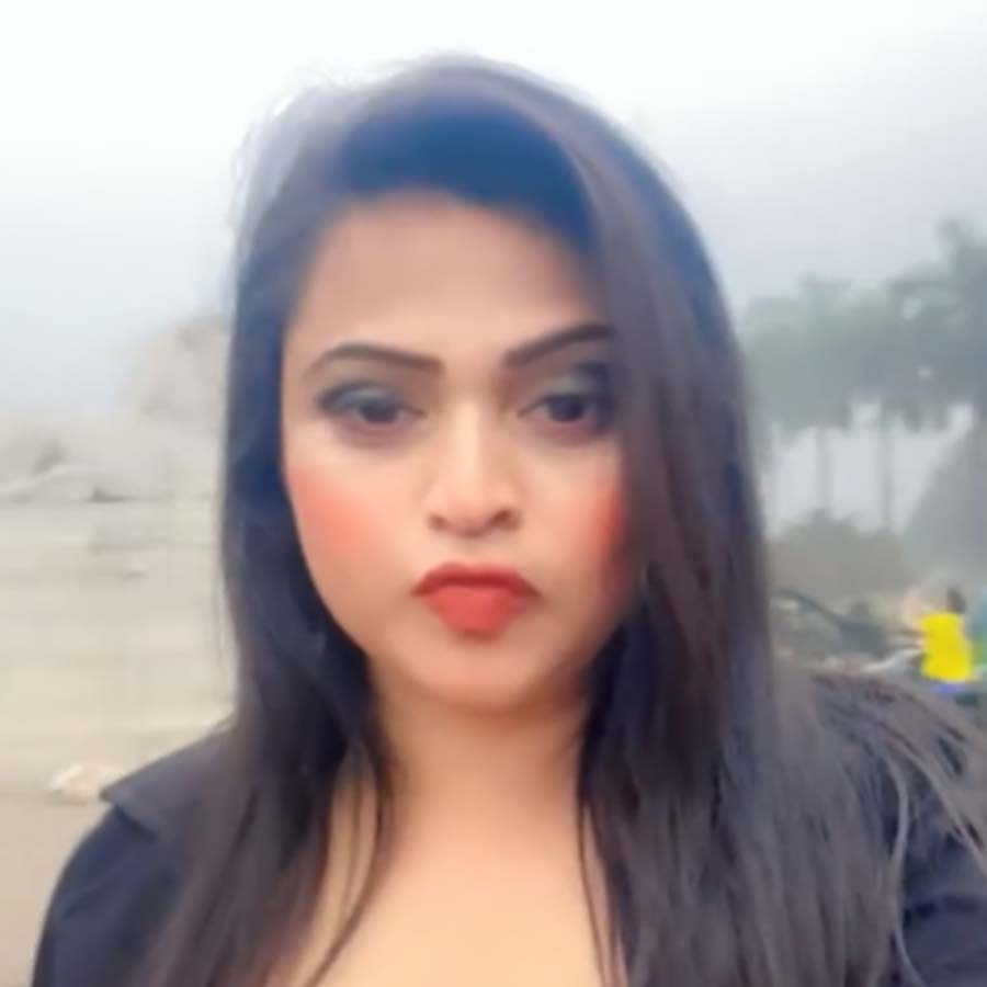 पॉर्न रैकेट मामले में वकील का दावा - घर में स्वेच्छा से रह रही थी युवती, श्वेता को आठ दिन की पुलिस हिरासत