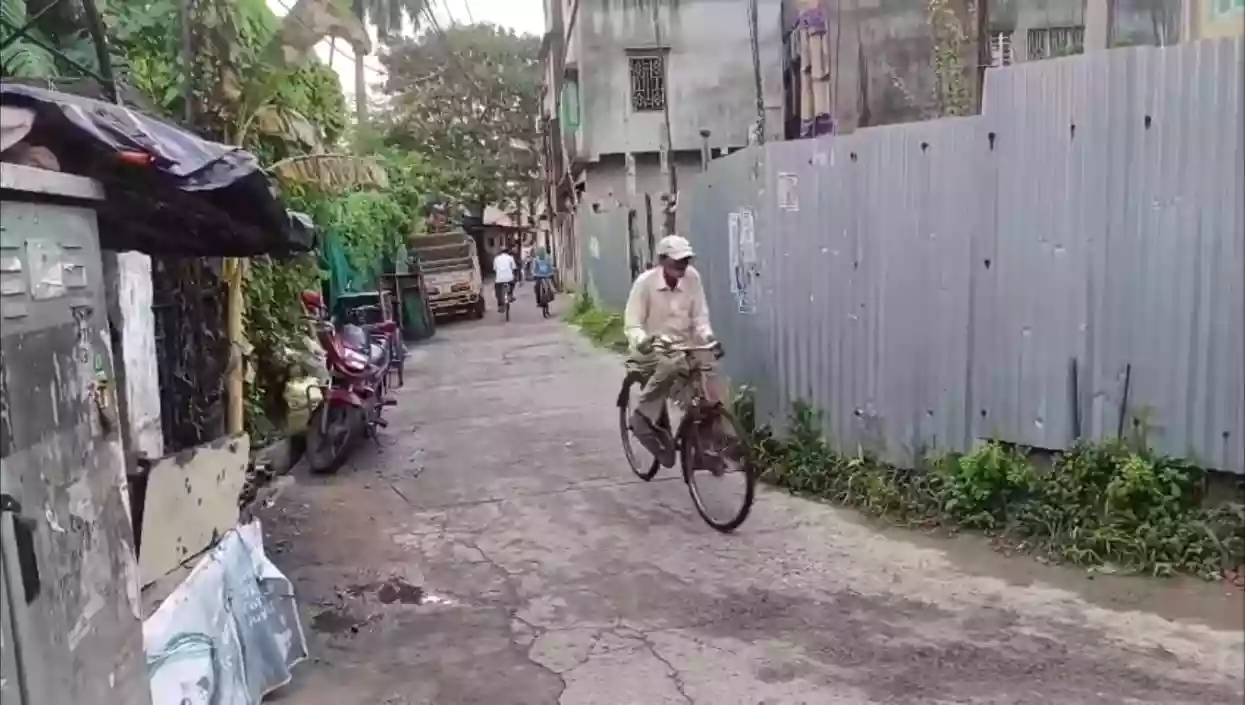 Howrah woman beaten by Toto driver with shoe over fare dispute