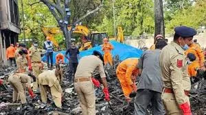 विमान दुर्घटना में 92 मृतकों के डीएनए सैंपल का हुआ मिलान, 47 शव परिजनों को सौंपे गए