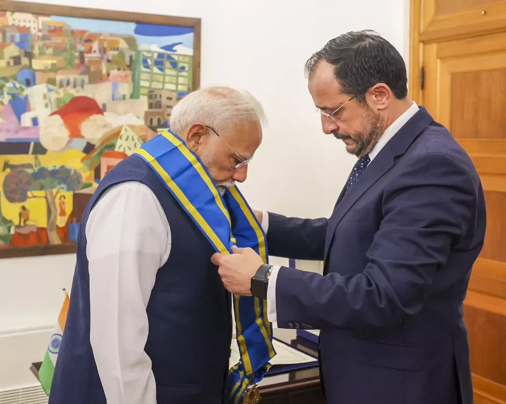 प्रधानमंत्री मोदी को साइप्रस का सर्वोच्च नागरिक सम्मान
