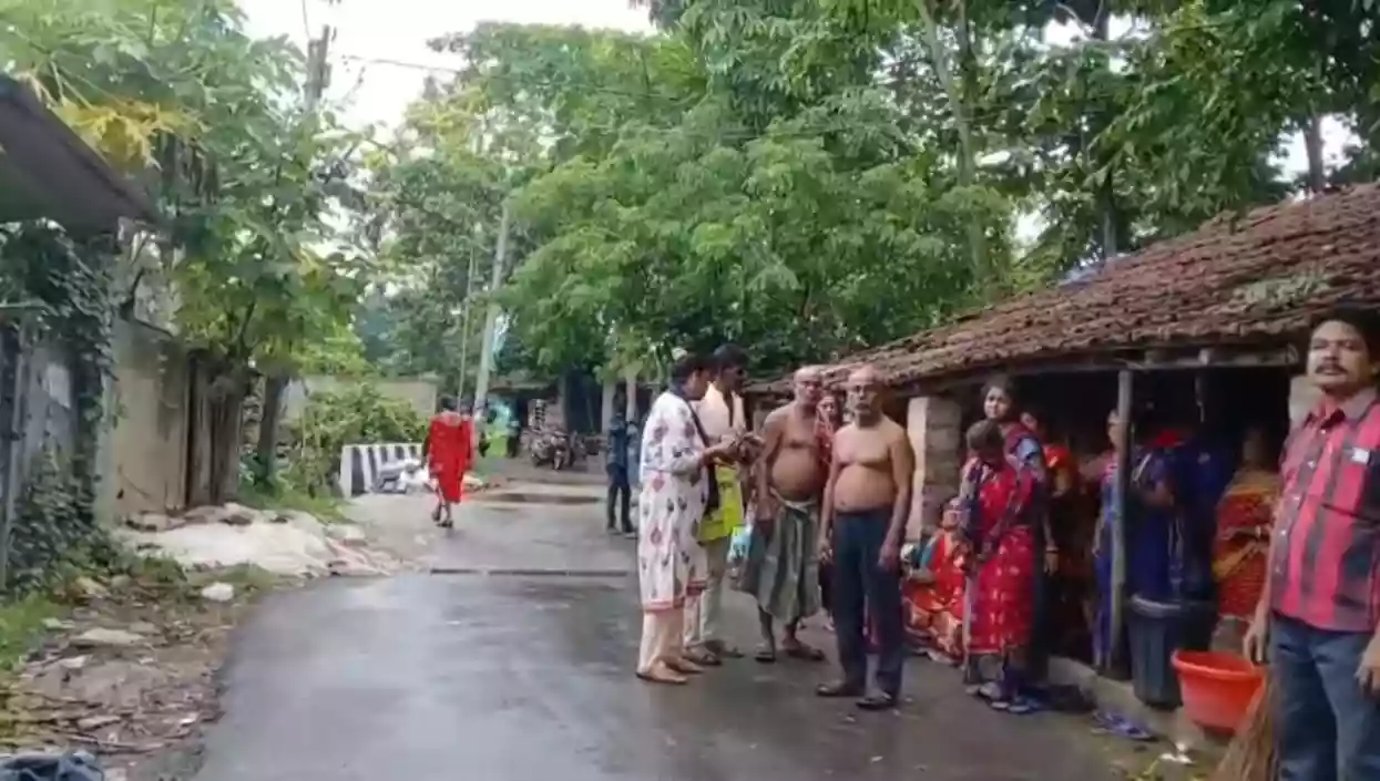 Auto driver found dead under mysterious circumstances in Howrah's Panchla
