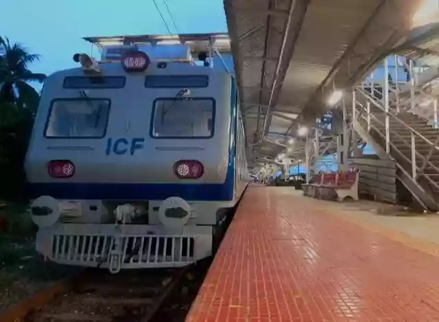 Bengal's first AC local train to run on Sealdah-Ranaghat route