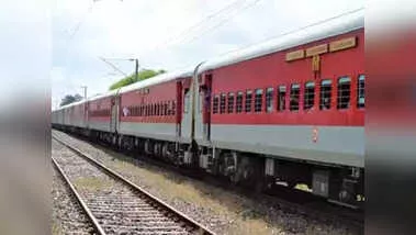 कोरमंडल और धौली एक्सप्रेस अब शालीमार के बजाय हावड़ा से चलेंगी, 25 अगस्त से लागू होगा नया शेड्यूल