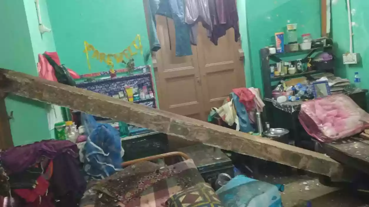Iron beam collapses inside Calcutta University’s girls’ hostel at midnight, 75 evacuated