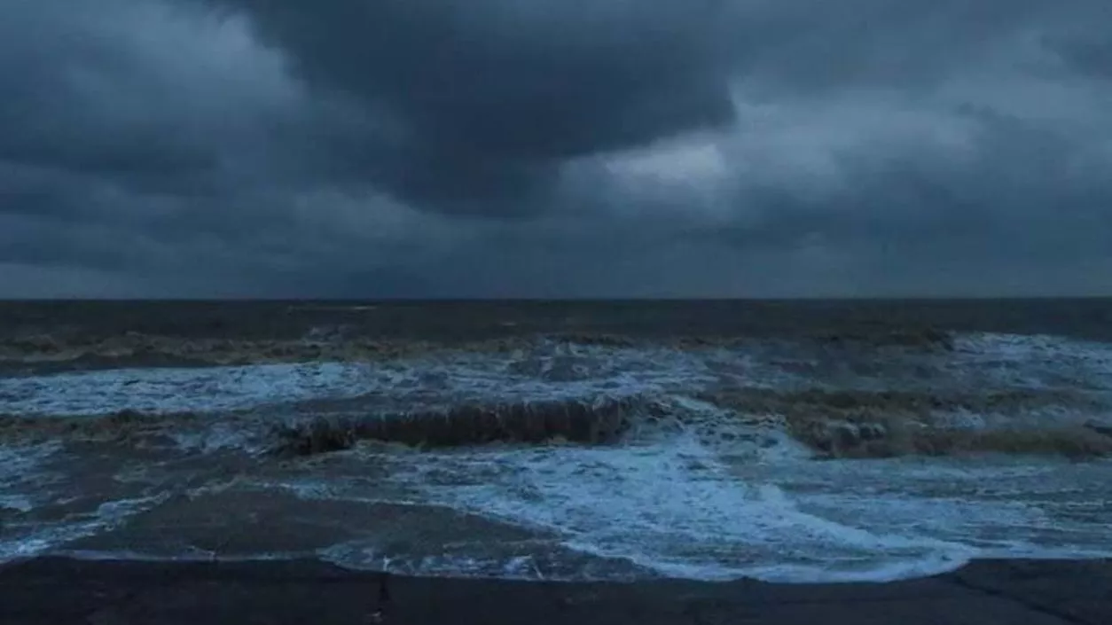 Heavy rain alert returns in Bengal from Sunday as low pressure moves to Jharkhand