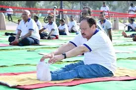 योग शारीरिक अनुशासन ही नहीं, वह गहन मानसिक और आध्यात्मिक अभ्यास भी-नड्डा