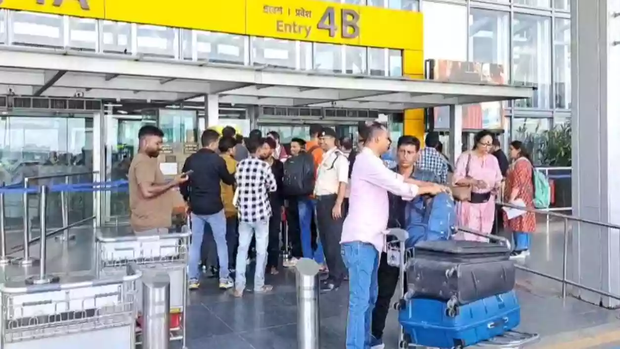 Middle East tensions delay Qatar-Kolkata flight, 38 passengers offloaded 