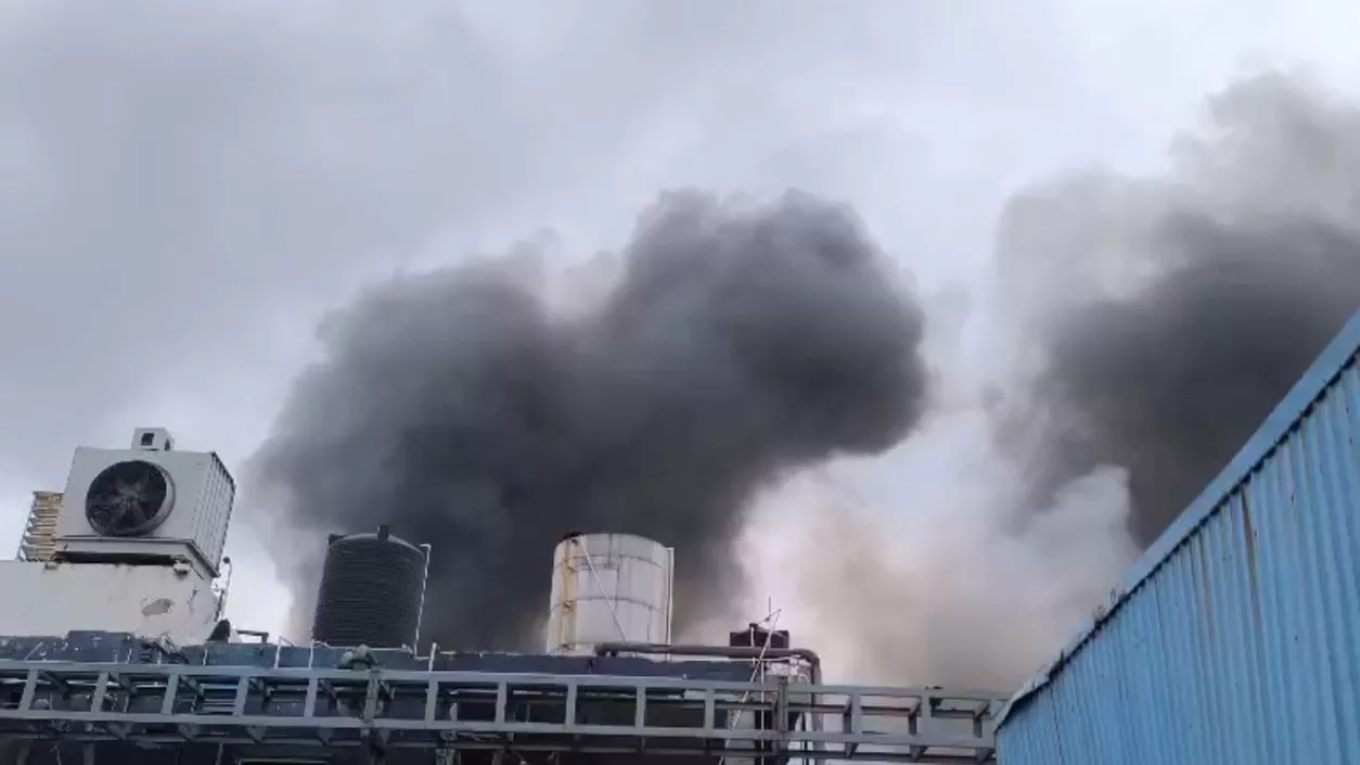10 dead, over 20 injured in reactor blast at Telangana chemical factory