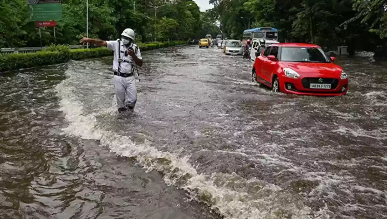 IMD forecasts widespread heavy rainfall across India for next 6-7 days