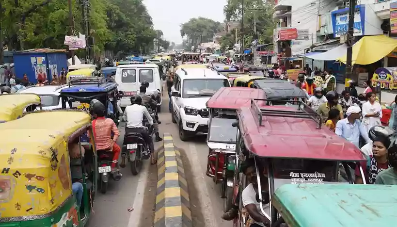 Stuck in jam? Patna Police offers direct call, WhatsApp service