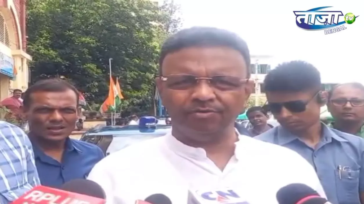 Firhad Hakim visits families of deceased KMC workers, calls tragedy 'deeply unfortunate' | Watch