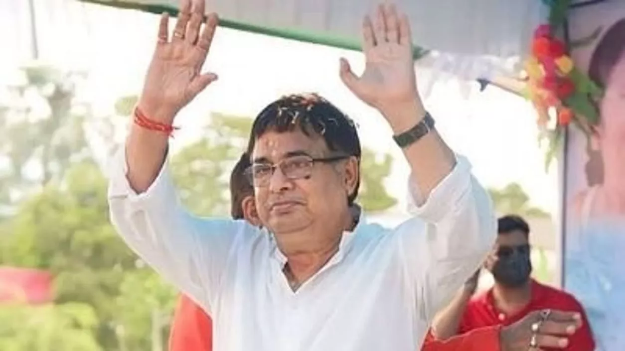 Bengal Minister Udayan Guha says BJP workers will be beaten if TMC workers are attacked | Watch