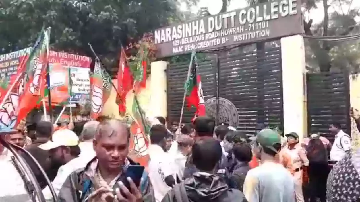 Protests escalate at Howrah’s Narasinha Dutt College after TMCP leader’s misconduct allegation
