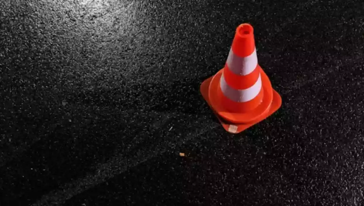  Four dead as truck plunges into gorge in Madhya Pradesh
