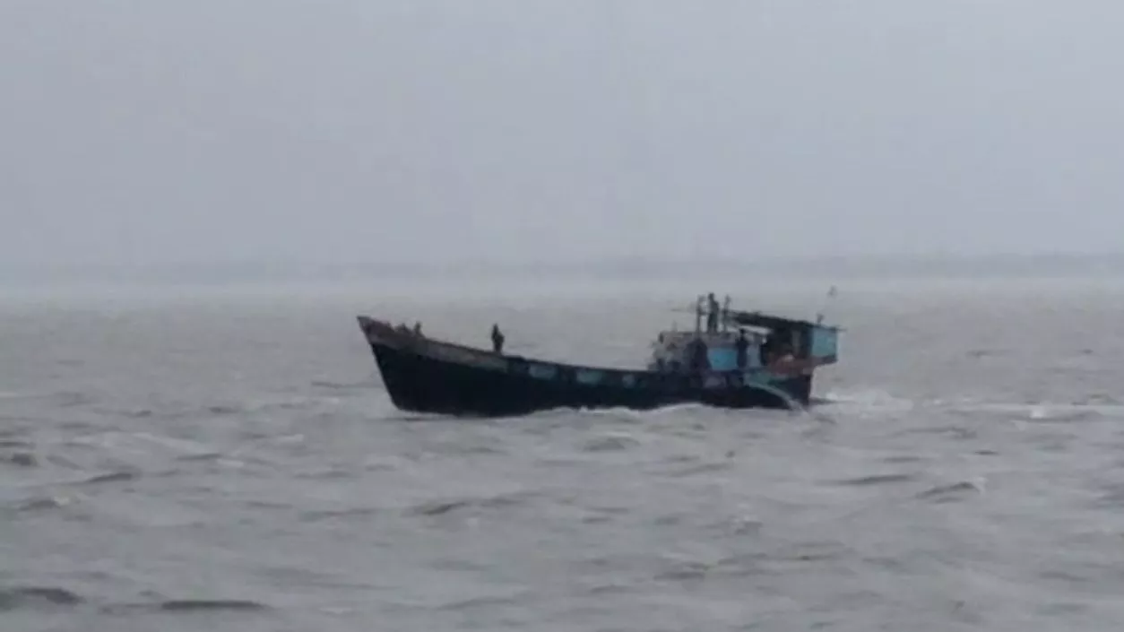 34 Sundarban fishermen detained by Bangladesh for accidentally crossing maritime border