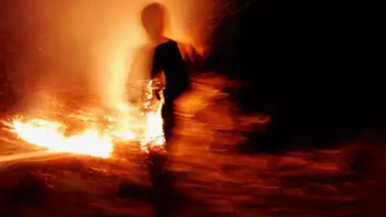 15-year-old set on fire by 3 men in Odisha just 500m from her house