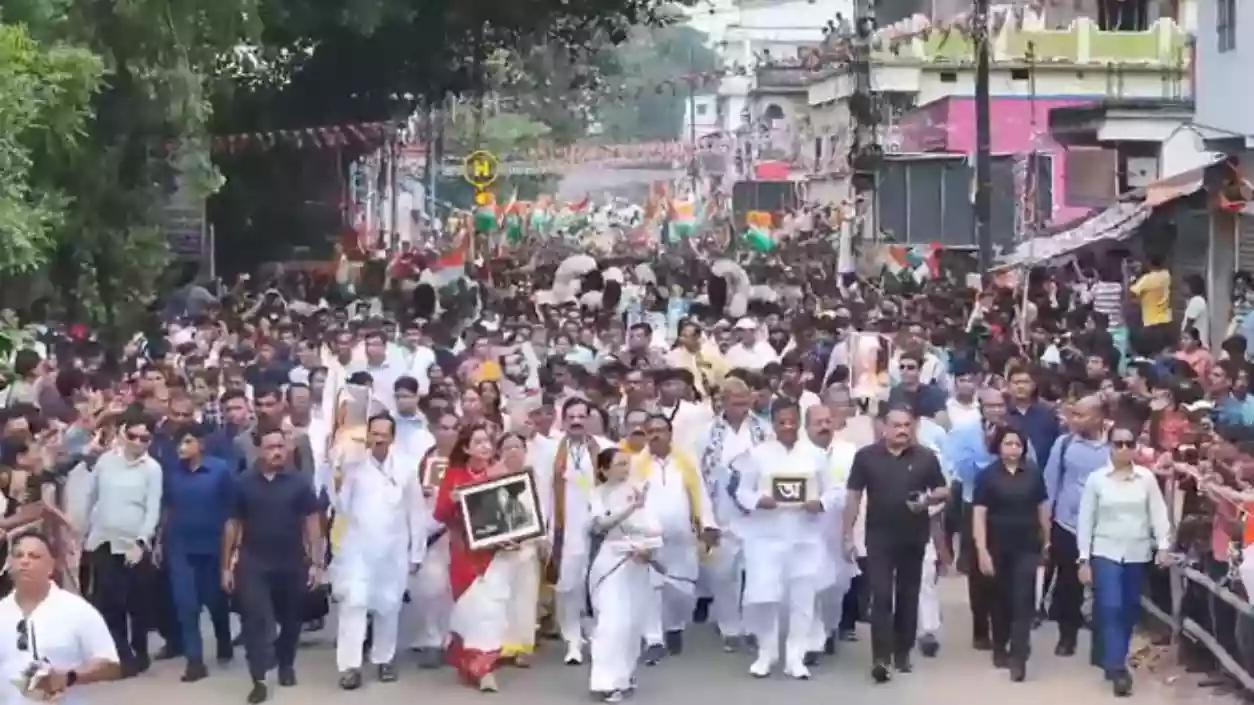 CM Mamata to BLOs in Bolpur: “Ensure no name is wrongly removed, you work for State Govt”