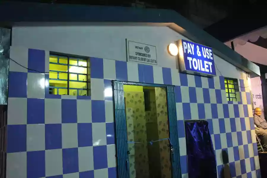 Kolkata public toilets win 