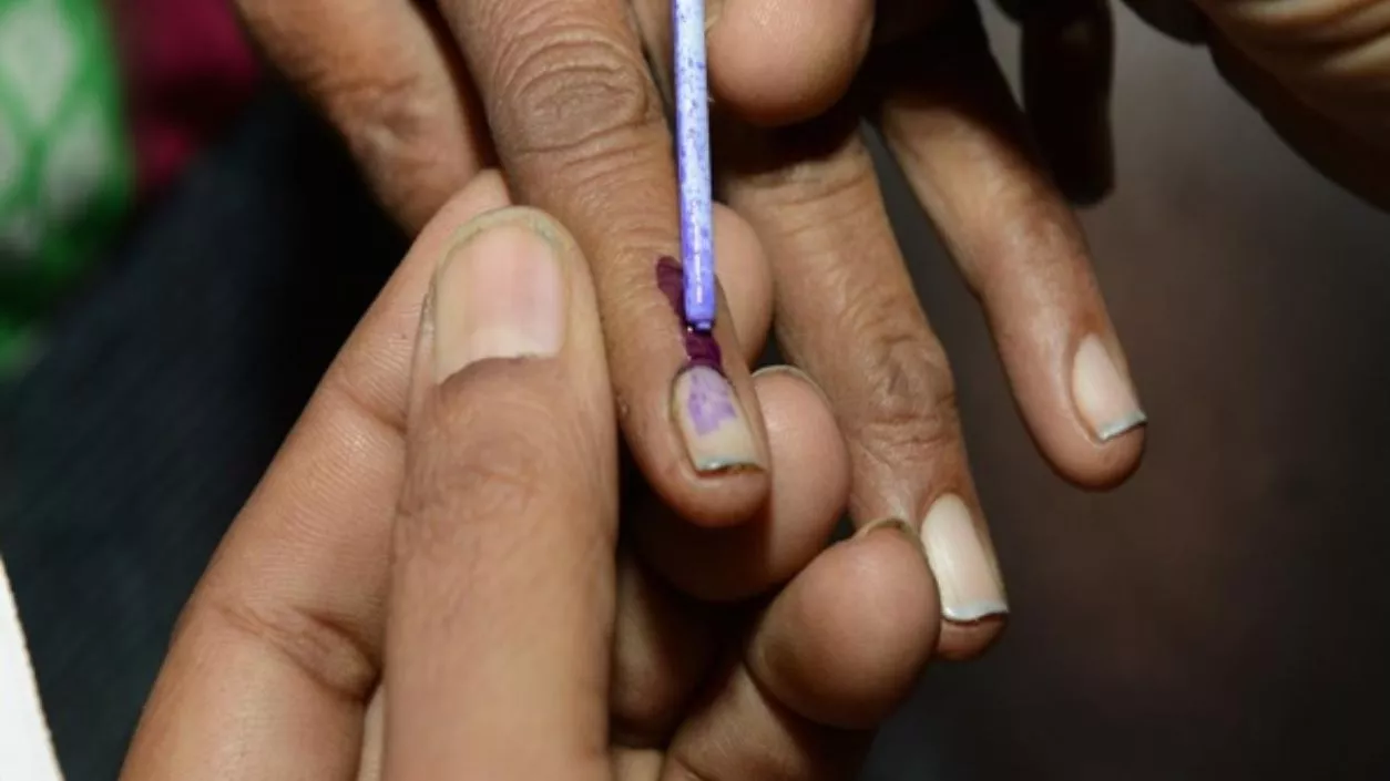 32 dead persons still listed as voters in Basirhat booth; Locals demand immediate action