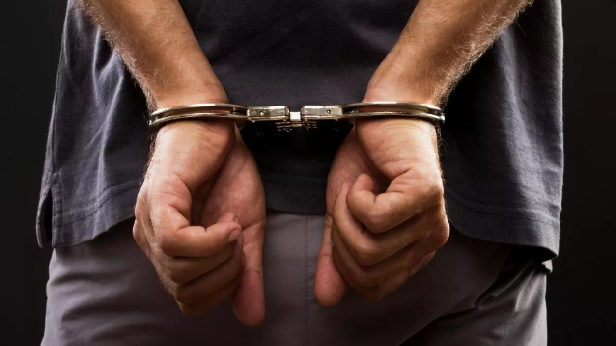 Salt Lake restaurant owner pours hot oil on worker over wrong order, arrested