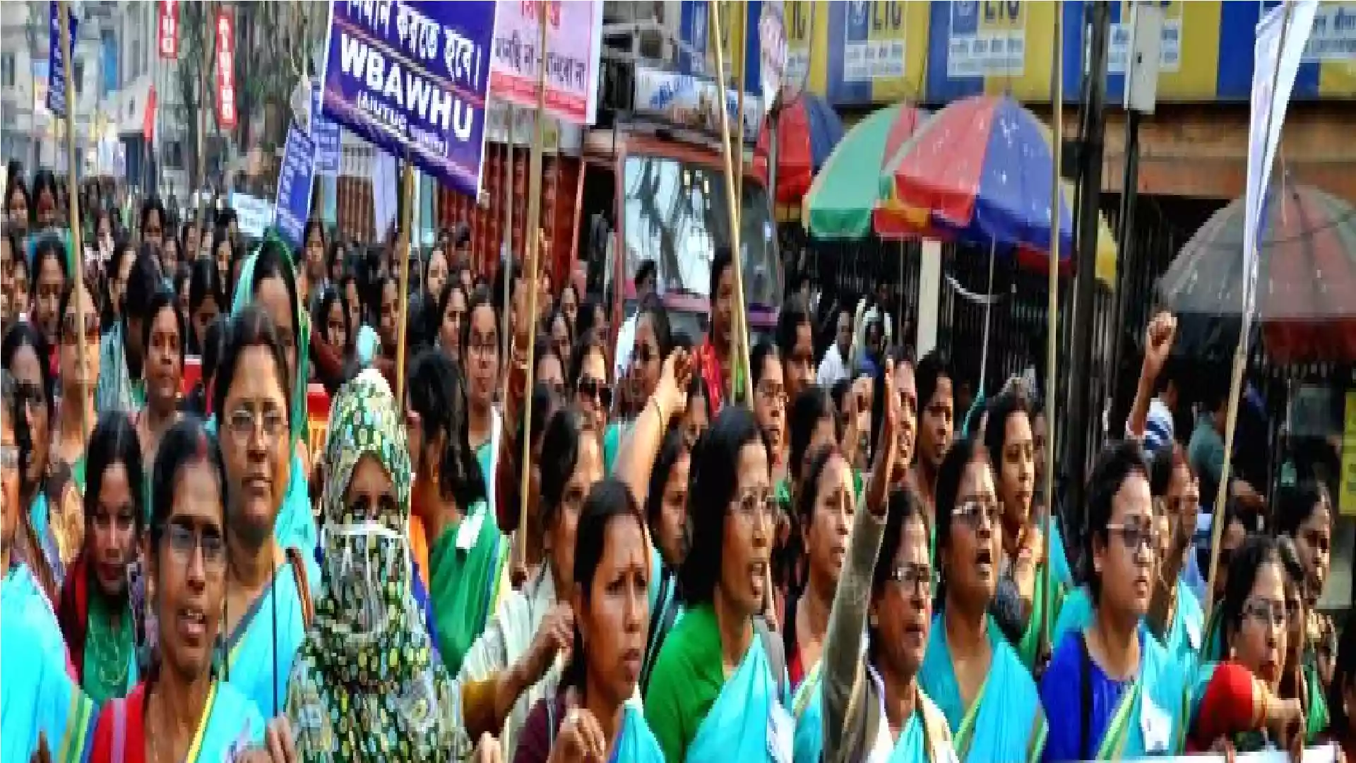 Bengal anganwadi workers protests against strict conditions with legal traps on govt's Rs 10,000 smartphone aid