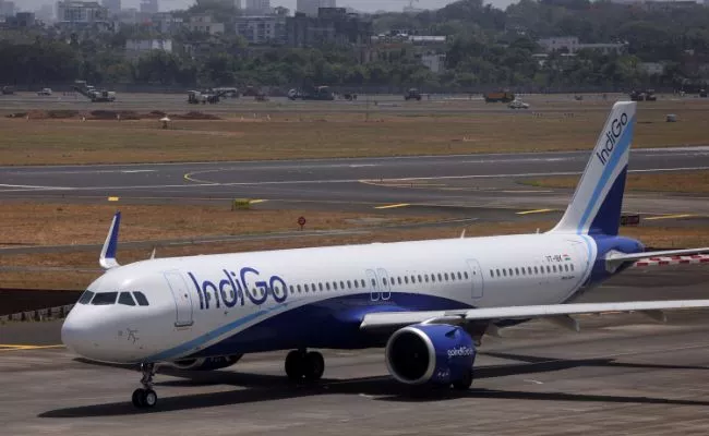 IndiGo cancels over 100 flights due to bad weather at major airports