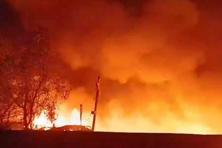 Fire engulfs ‘Bangladeshi colony’ near Eco Park