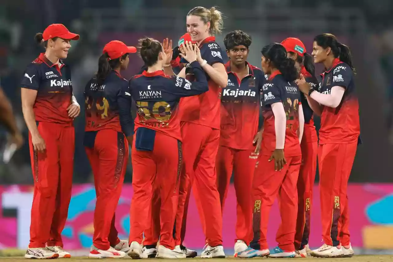 RCB starts WPL 2026 with a win, beat MI by 3 wickets; Nadine de Klerk* 63(44)