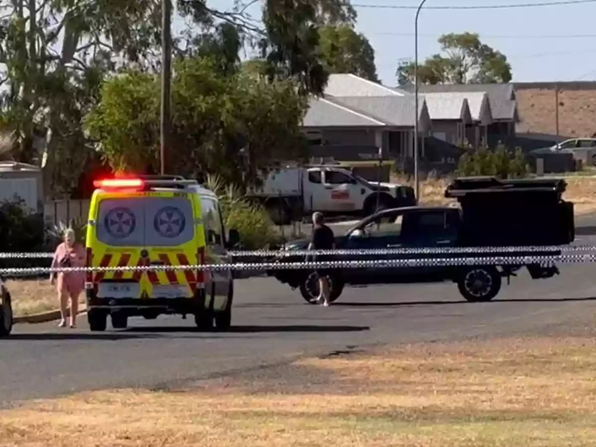Shootout at Australia's Lake Cargelligo leaves three dead, police launch manhunt