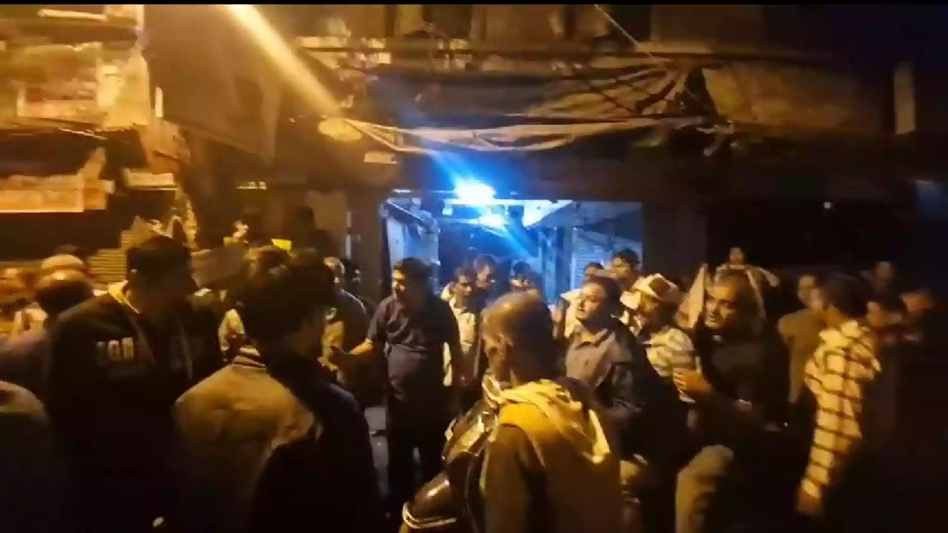 Night clash between promoter & shop owners in Howrah's Liluah,  several injured