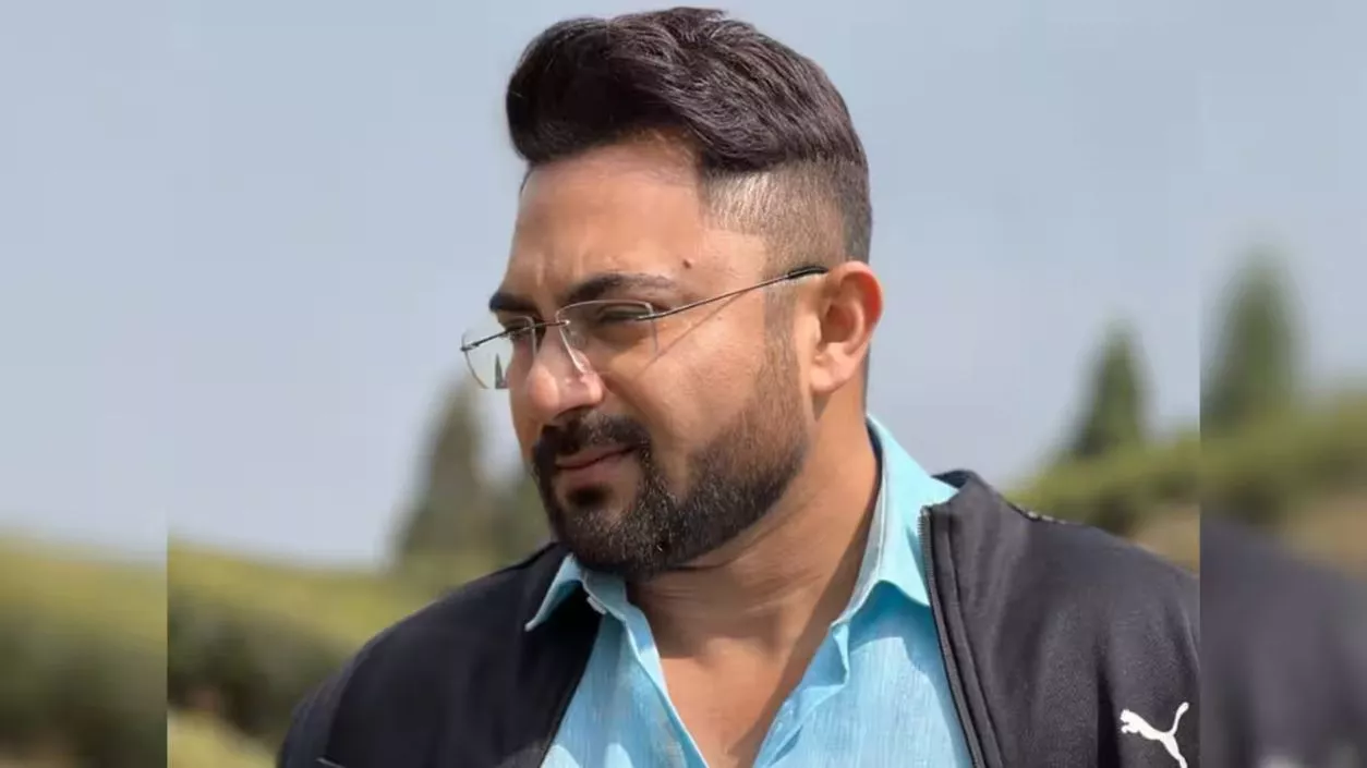 Soham Chakraborty accused of ₹68 lakh loan default; Shahid Imam moves HC, files police complaint