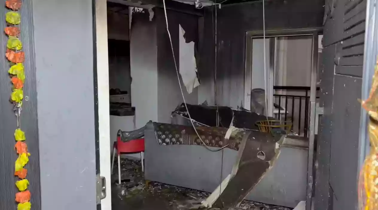 Fire breaks out in Maheshtala's luxury apartment while cooking