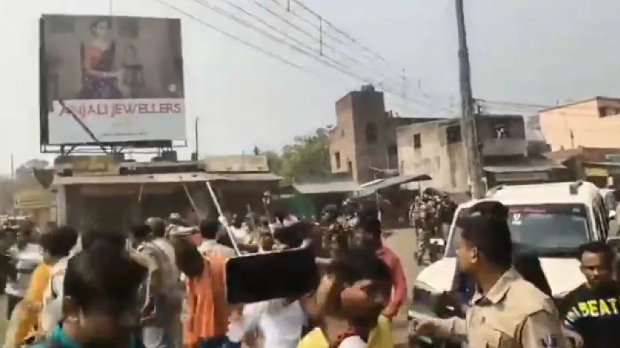 Clash breaks out during BJP’s Parivartan Yatra in Asansol, several injured
