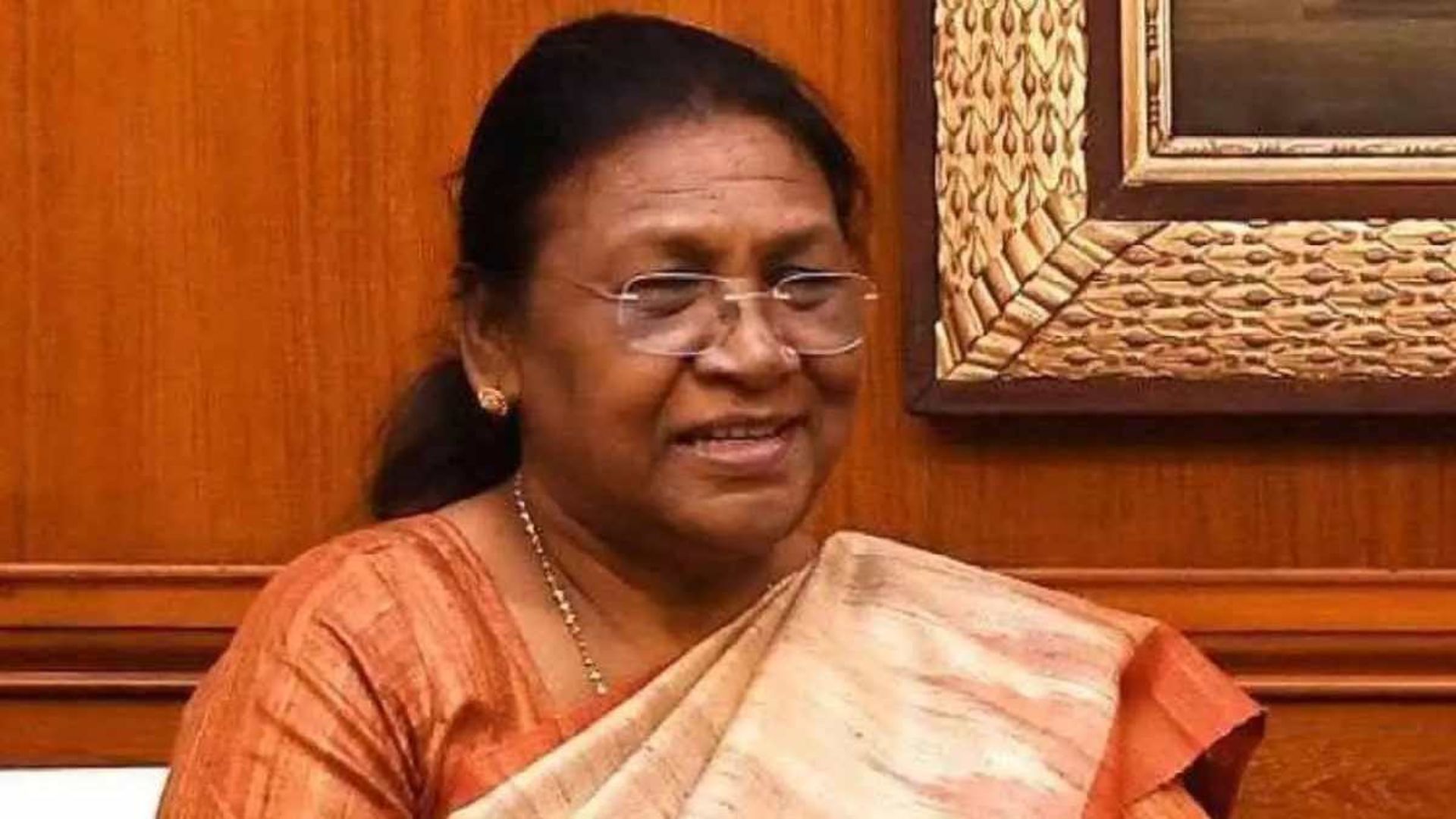‘Mamata angry with me’ says President Murmu in Siliguri blaming WB Govt for shifting venue resulting in low turnout in her rally