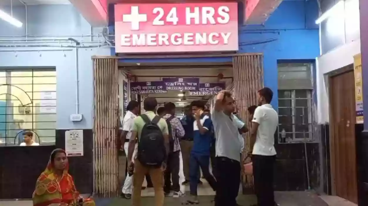 Dumper runs over woman after ramming app bike near Sector V, accused on the run
