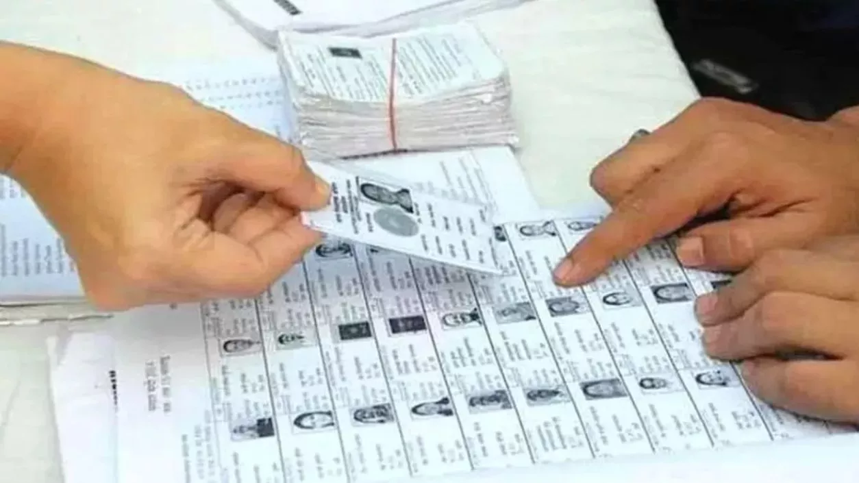 340 muslim voters deleted from single booth in Basirhat, stage protest