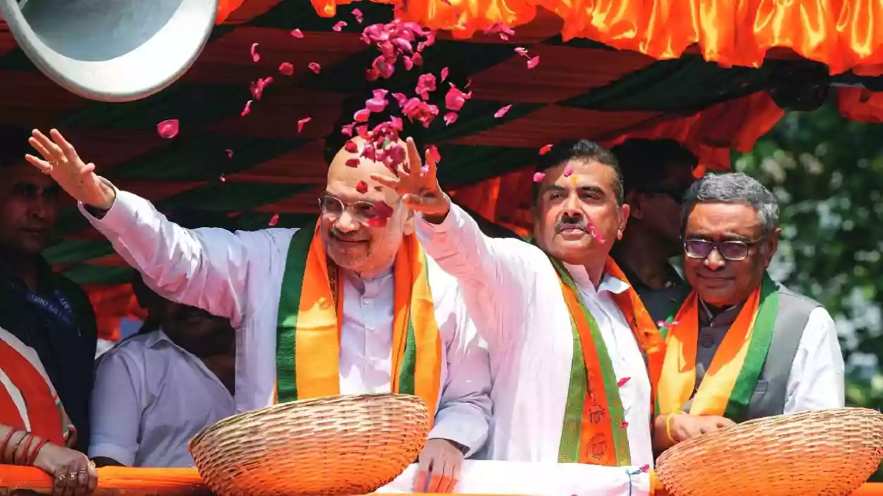 FIR registered after EC's crackdown on Amit Shah-Suvendu Adhikari roadshow